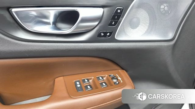 Volvo V60 Cross-Country 2nd Generation id 4929905 из Кореи 22