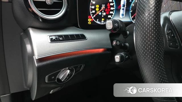 Mercedes-Benz E-Class W213 id 4988377 из Кореи 22