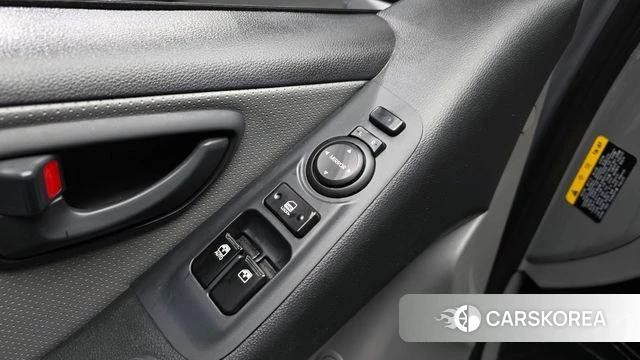 Hyundai The New Grand Starex id 4988516 из Кореи 22