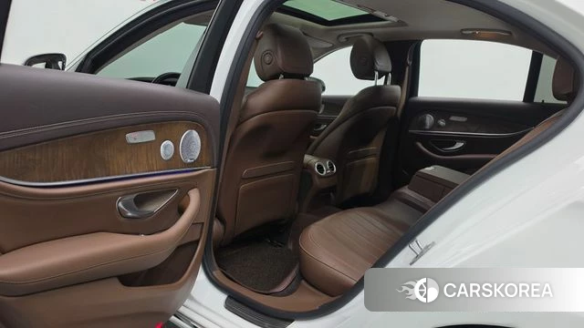 Mercedes-Benz E-Class W213 id 5028818 из Кореи 22