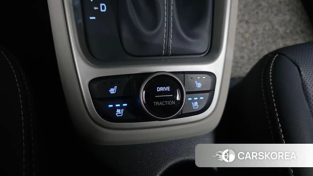 Hyundai Venue id 5040346 из Кореи 22