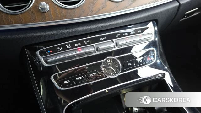 Mercedes-Benz E-Class W213 id 4960445 из Кореи 22
