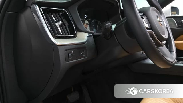 Volvo XC60 second Generation id 4982619 из Кореи 22