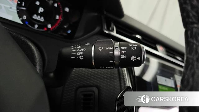 Land Rover Range Rover Velar id 4943708 из Кореи 22