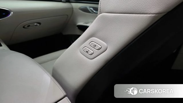 Genesis GV70 id 4922772 из Кореи 22