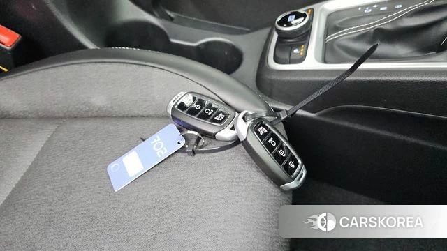 Hyundai Venue id 5028890 из Кореи 22