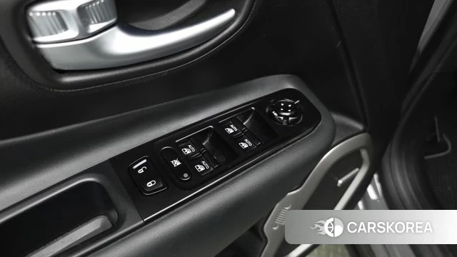 Jeep Renegade id 4992090 из Кореи 22