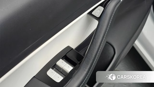 Tesla Model 3 id 5035175 из Кореи 22