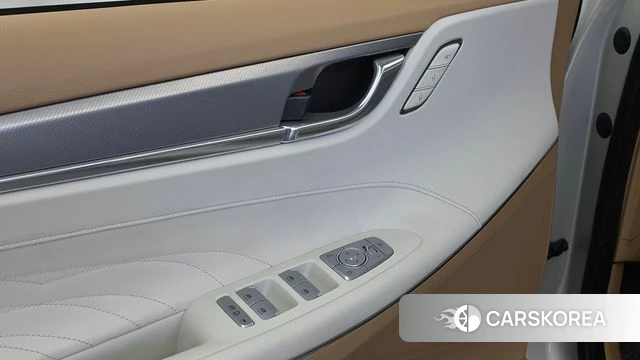 Hyundai The New Grandeur IG Hybrid id 5013487 из Кореи 22