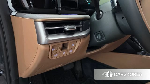 Hyundai Grandeur Hybrid (GN7) id 4985244 из Кореи 22