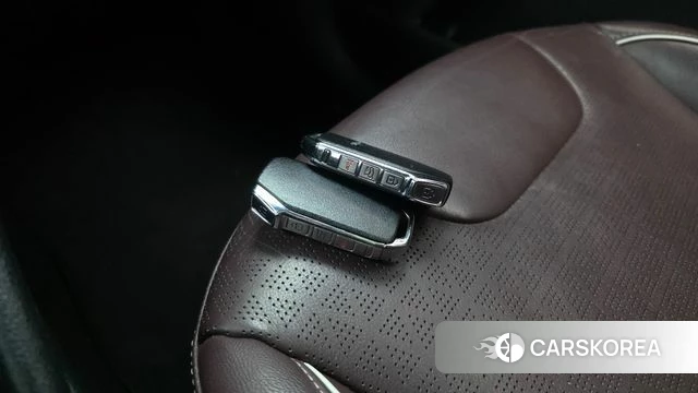 Kia The New Niro id 5035589 из Кореи 22