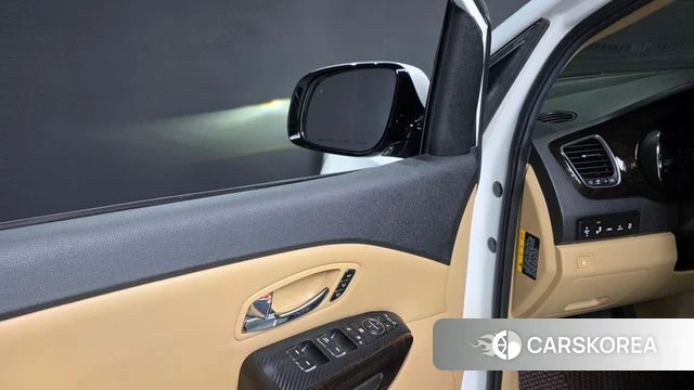 Kia The New Carnival id 5004039 из Кореи 22