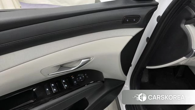 Hyundai The New Tucson Hybrid (NX4) id 5026281 из Кореи 22