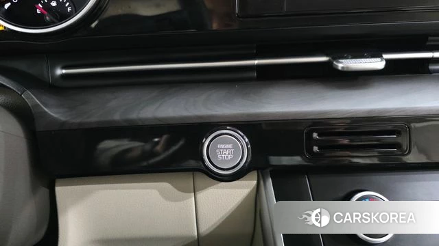 Kia Carnival 4th generation id 4986413 из Кореи 22