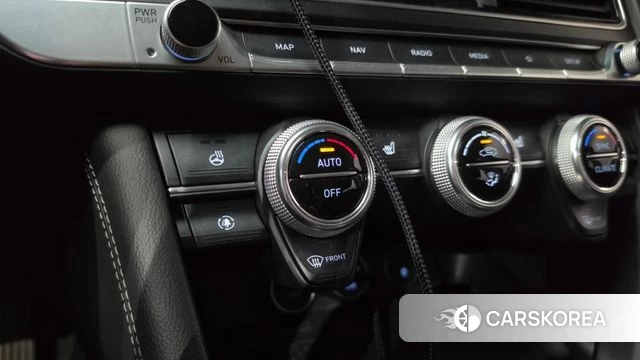 Genesis The New G70 id 4986776 из Кореи 22