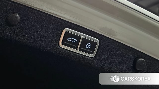 Hyundai Grandeur Hybrid (GN7) id 5001751 из Кореи 22