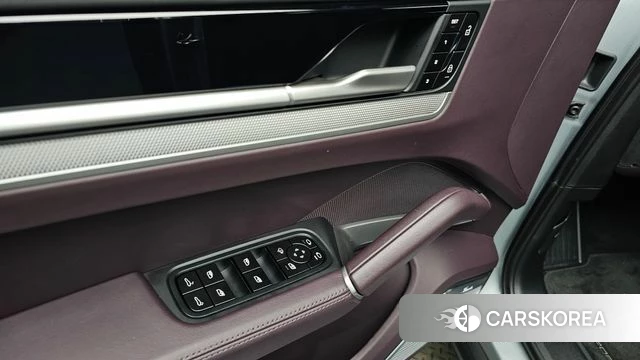 Porsche Cayenne (PO536) id 4893019 из Кореи 22