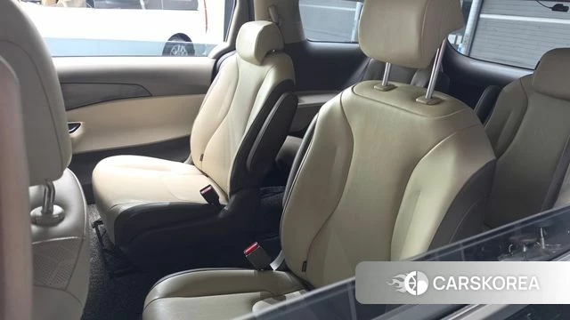 Kia Carnival 4th generation id 5018048 из Кореи 22