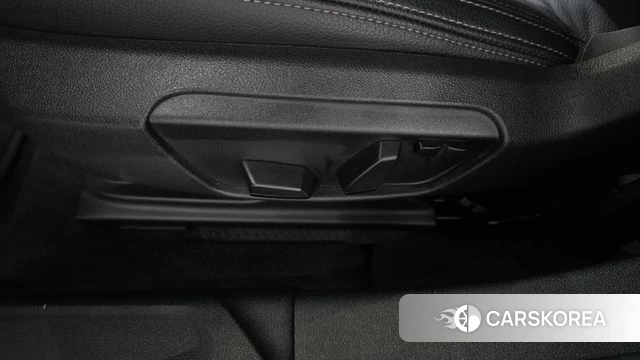 BMW 1 Series (F40) id 5003000 из Кореи 22