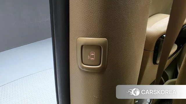Kia The New Carnival id 5035946 из Кореи 22
