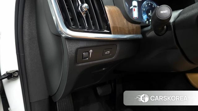 Volvo V90 Cross-Country id 4966379 из Кореи 22