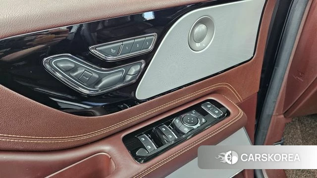 Lincoln Aviator 2nd generation id 4936417 из Кореи 22
