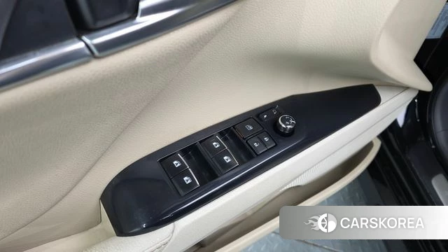 Toyota Camry (XV70) id 4952909 из Кореи 22