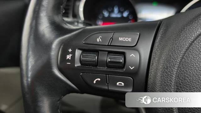 Kia The New Carnival id 5048609 из Кореи 22