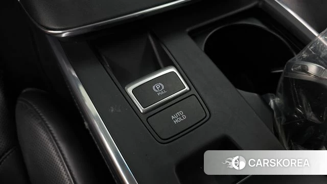 Hyundai The New Grandeur IG Hybrid id 5018368 из Кореи 22