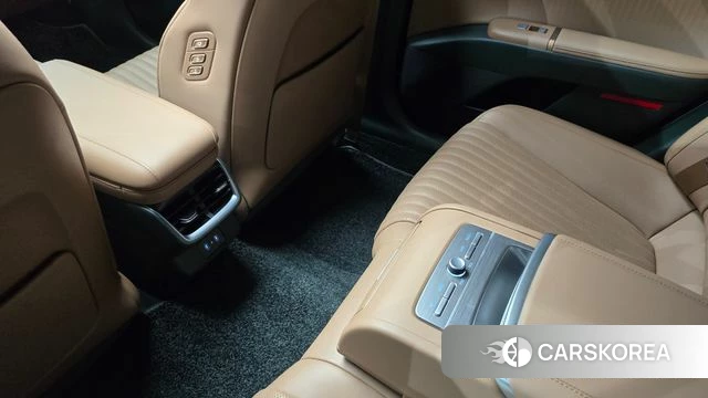 Hyundai Grandeur Hybrid (GN7) id 4834346 из Кореи 22