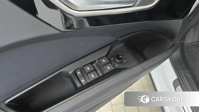 Audi Q4 e-Tron (F4) id 4964990 из Кореи 22