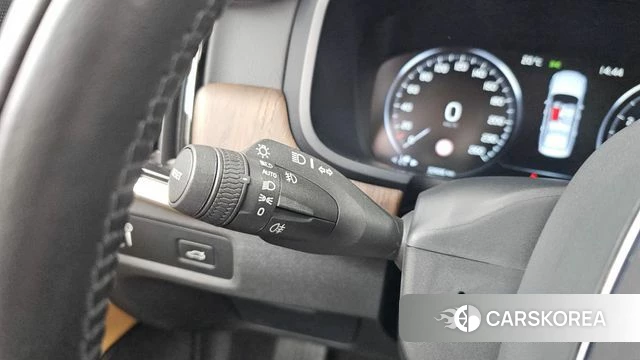 Volvo S90 id 5003411 из Кореи 22