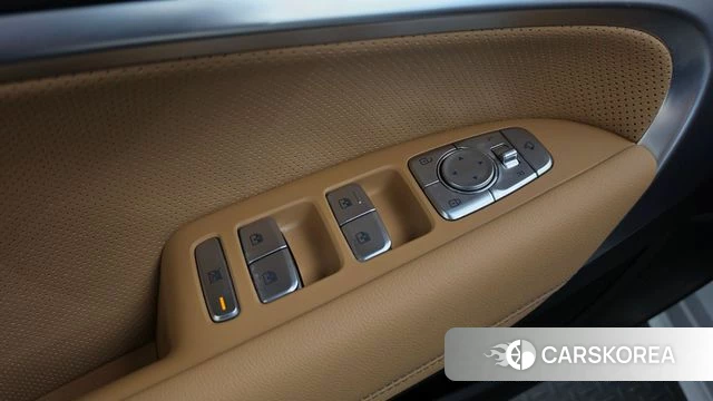 Genesis The New G70 id 4917393 из Кореи 22
