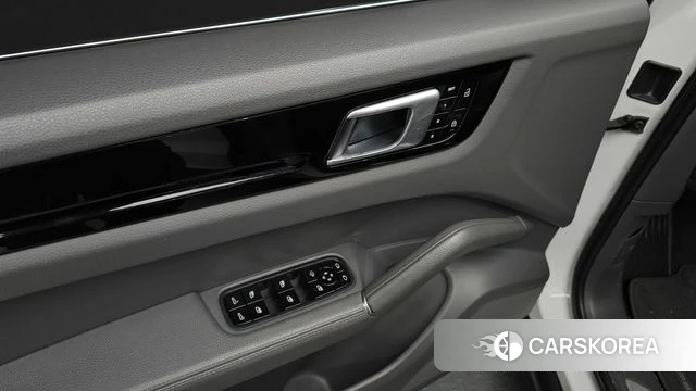 Porsche Cayenne (PO536) id 4794496 из Кореи 22