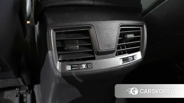 Ssangyong The New Rexton Sports Cannes id 4201657 из Кореи 22