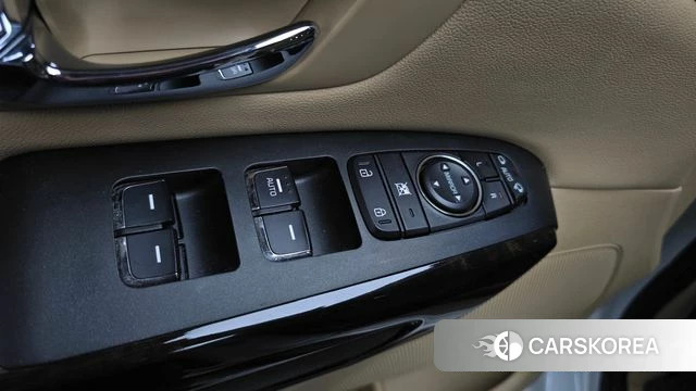 Kia The New Carnival id 4993648 из Кореи 22