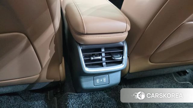 Hyundai Grandeur Hybrid (GN7) id 5011106 из Кореи 22