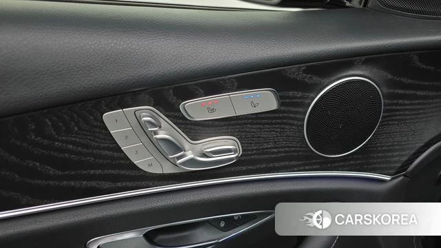 Mercedes-Benz E-Class W213 id 4958864 из Кореи 22