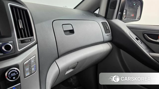 Hyundai The New Grand Starex id 4960305 из Кореи 22