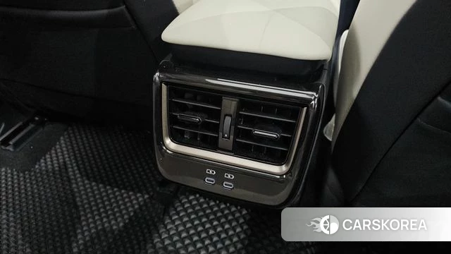 Toyota Crown Crossover id 4892589 из Кореи 22
