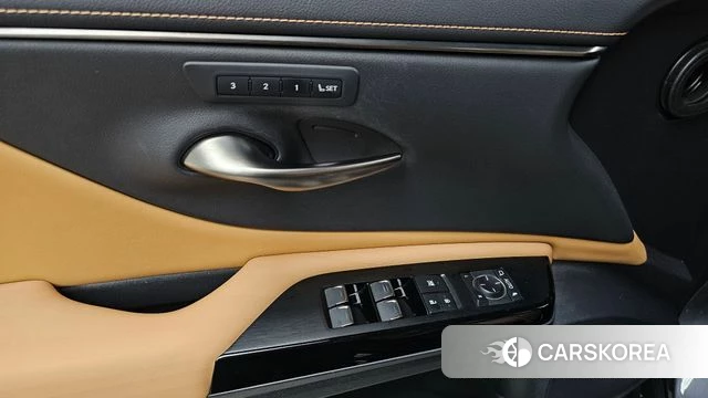 Lexus ES300h 7th generation id 4997273 из Кореи 22