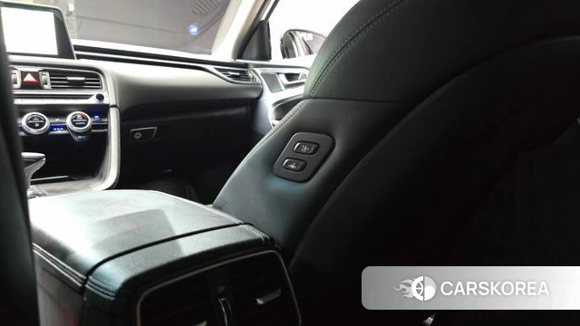 Genesis G70 id 4918456 из Кореи 22