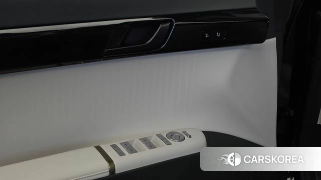 Hyundai Grandeur Hybrid (GN7) id 4950216 из Кореи 22