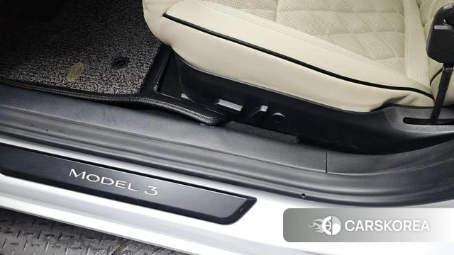 Tesla Model 3 id 4702647 из Кореи 22