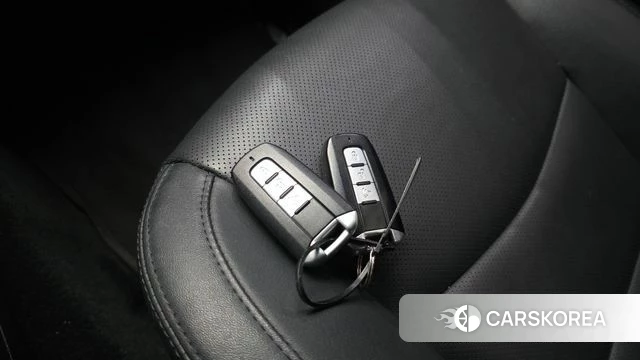 Ssangyong Korando Turismo id 5018987 из Кореи 22