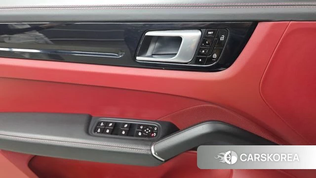 Porsche Cayenne (PO536) id 4784964 из Кореи 22