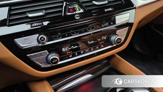 BMW 5 Series (G30) id 5012627 из Кореи 22
