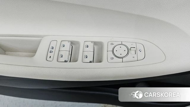 Hyundai The New Grandeur IG Hybrid id 5017650 из Кореи 22