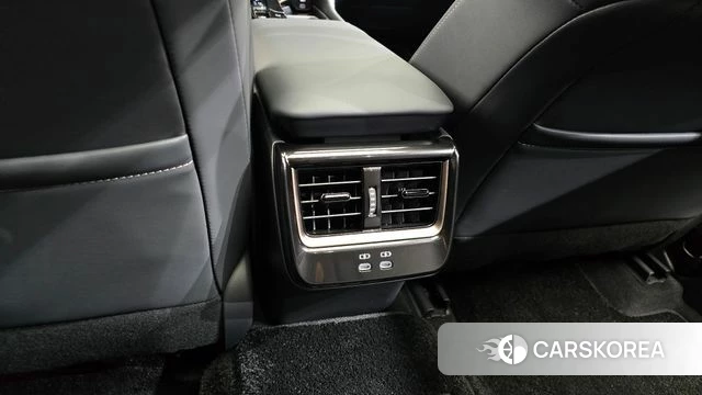 Toyota Crown Crossover id 4964091 из Кореи 22
