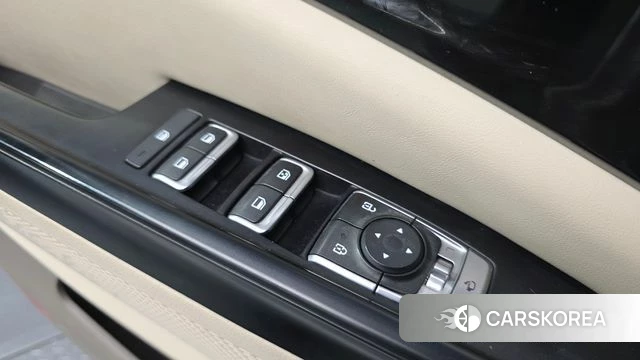 Kia Carnival 4th generation id 4923001 из Кореи 22